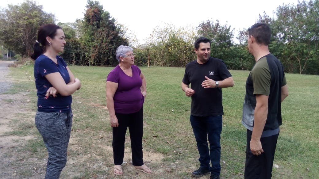 2018917_Celso ouve reivindicações de moradores do Cruzeiro do Sul.jpg